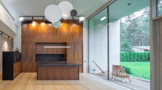 finestra panoramica Finestre panoramiche: quando il paesaggio diventa arredamento.